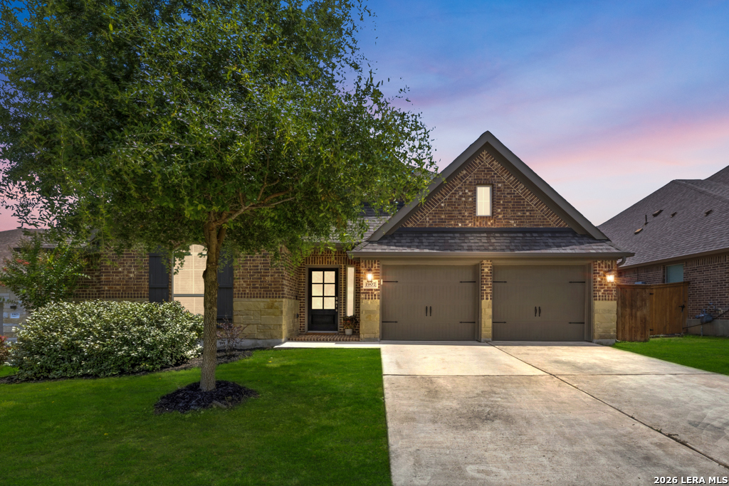 1907 Cottonwood Way