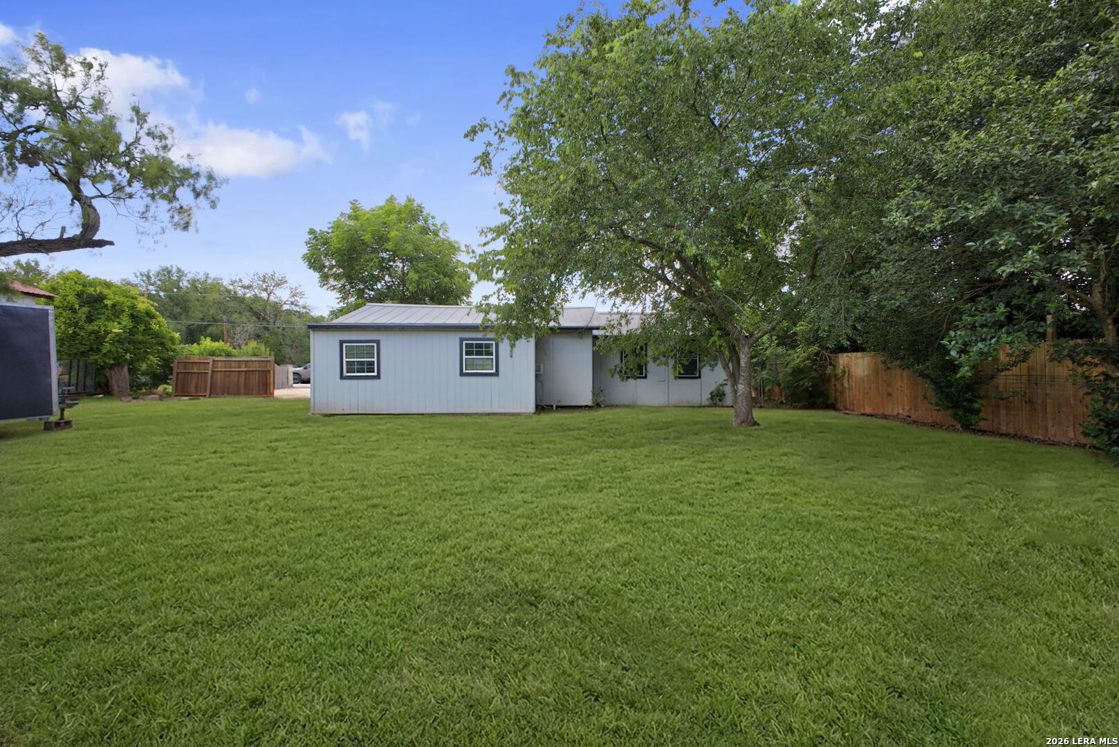 218 KELLY ST