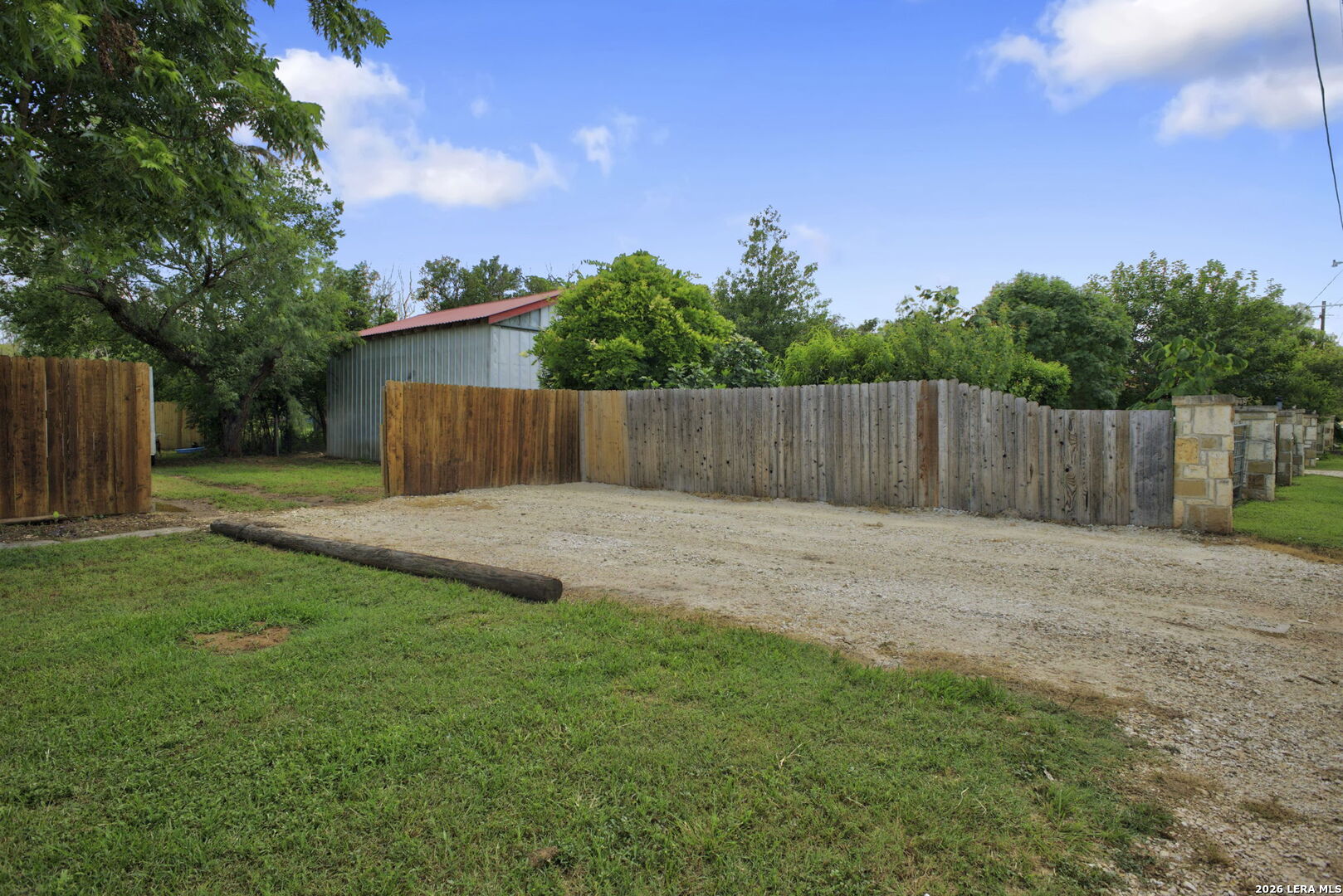 218 KELLY ST