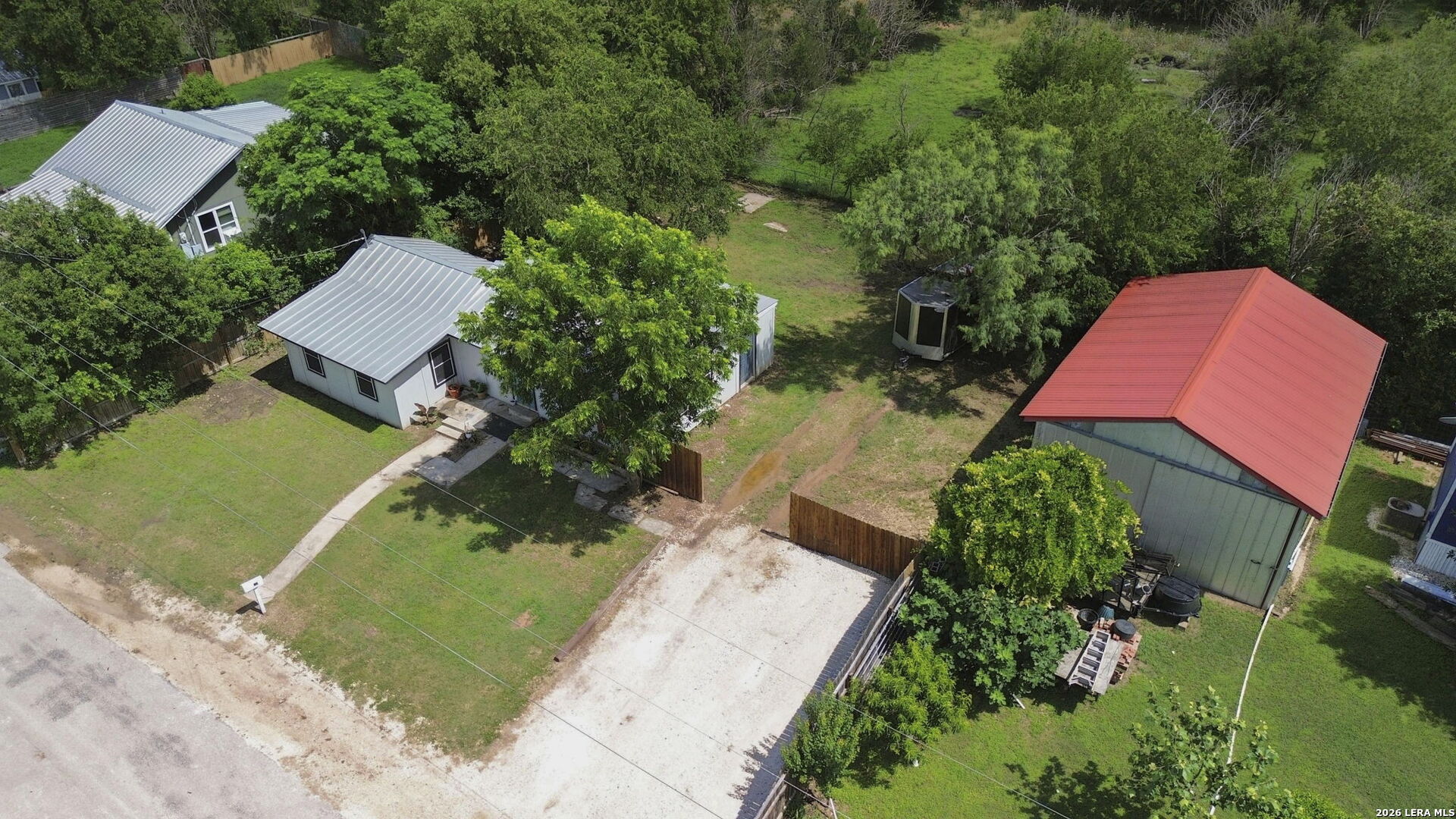 218 KELLY ST