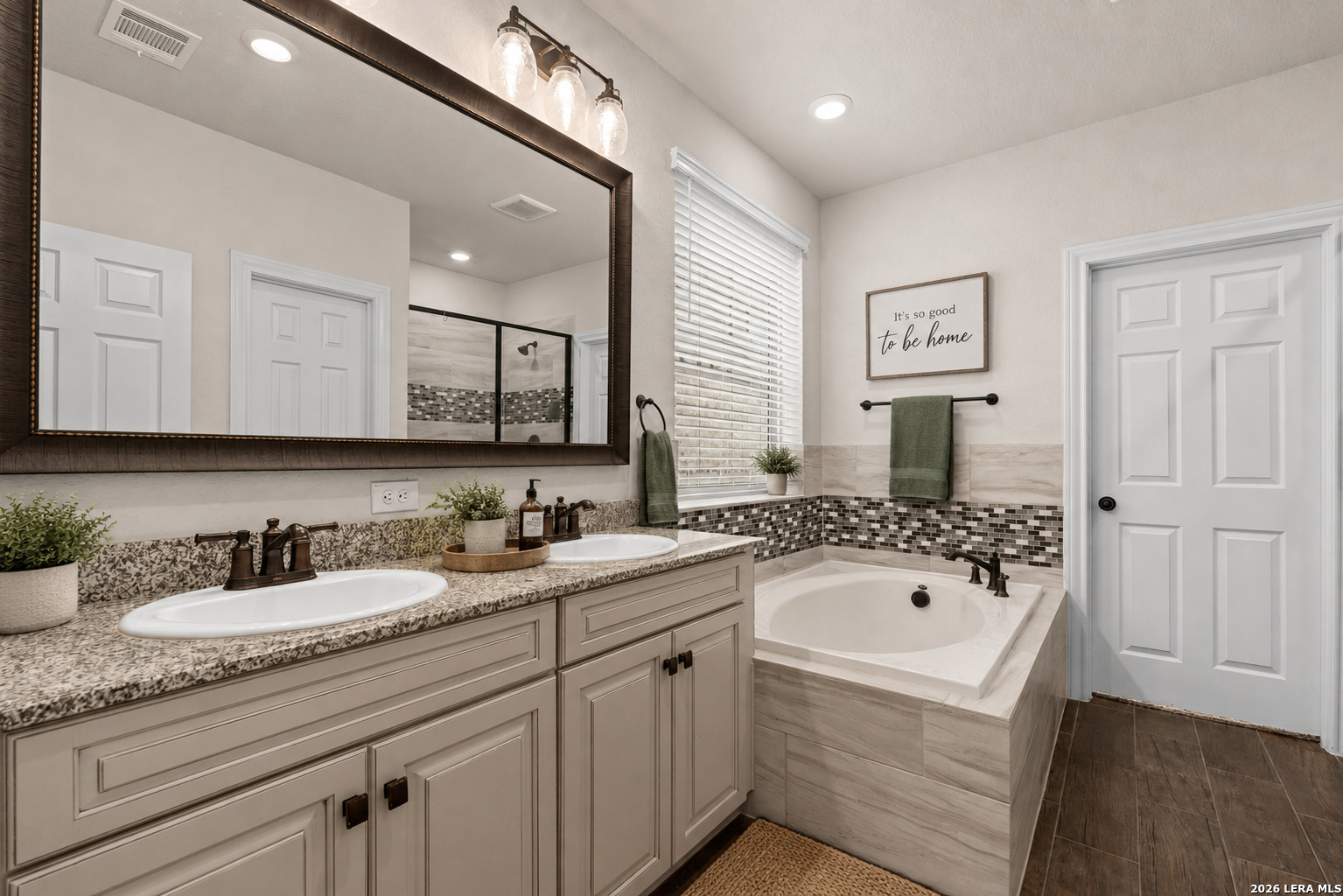 10833 Bango Farms