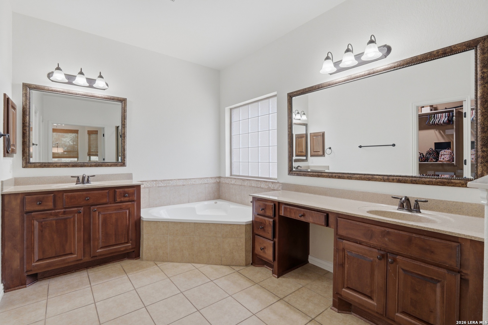 12907 Gordons Haven