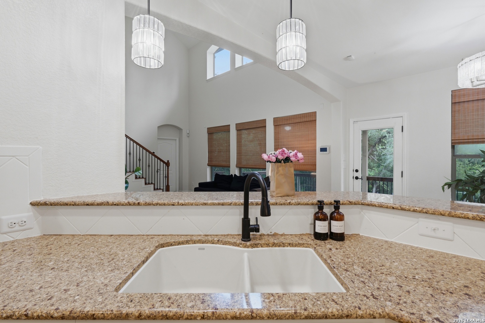 12907 Gordons Haven