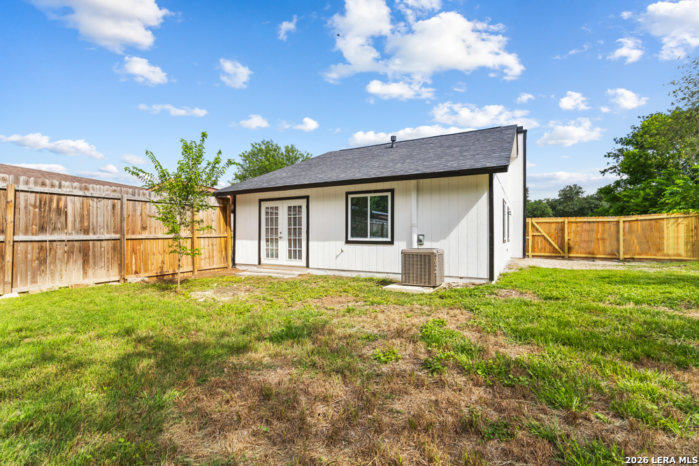 5582 Kissing Oak St.