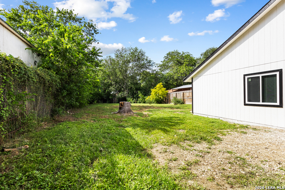 5582 Kissing Oak St.