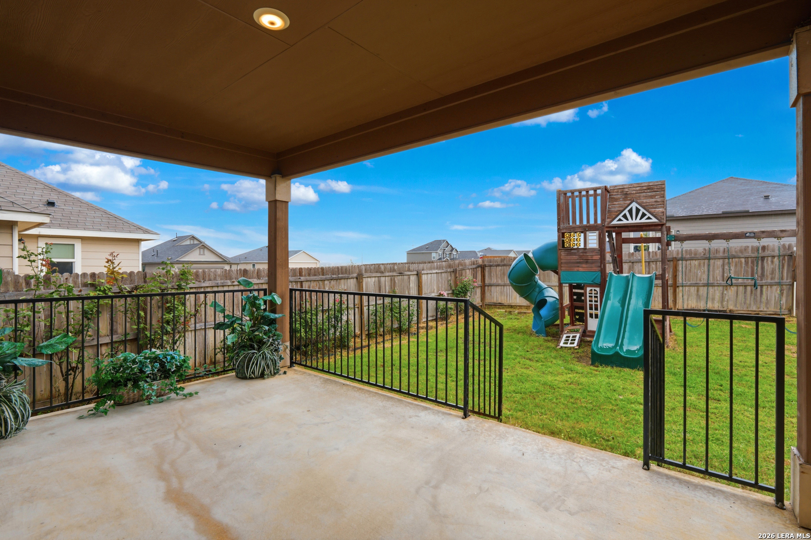 5138 Papalote Garden