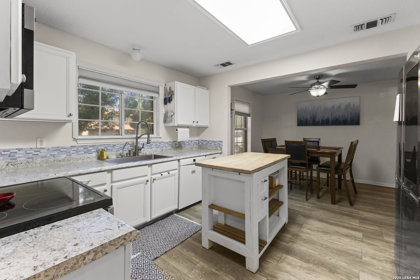 9263 Ridge Breeze
