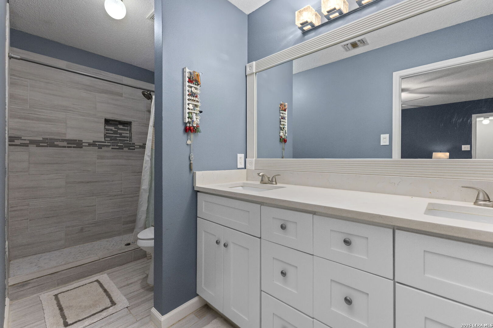 9263 Ridge Breeze