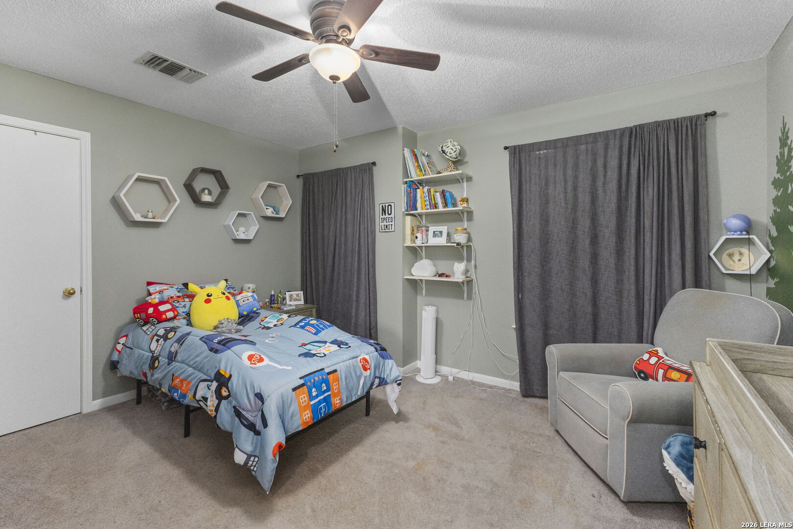9263 Ridge Breeze