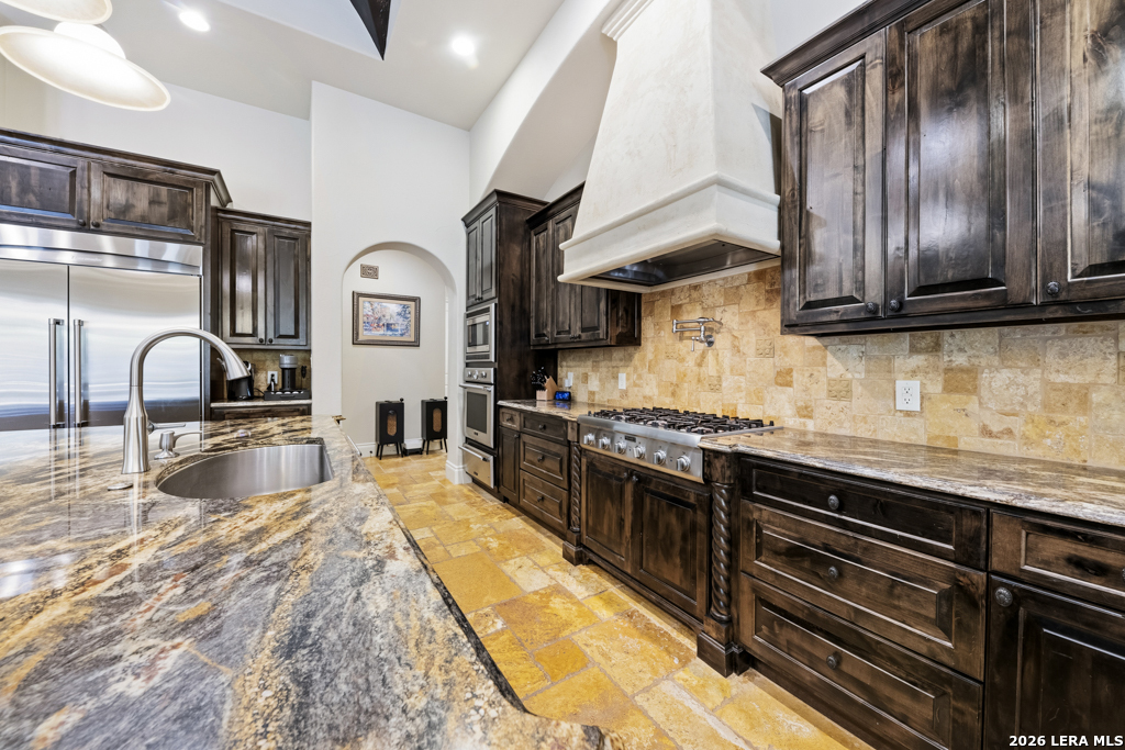 25210 Doral Crst