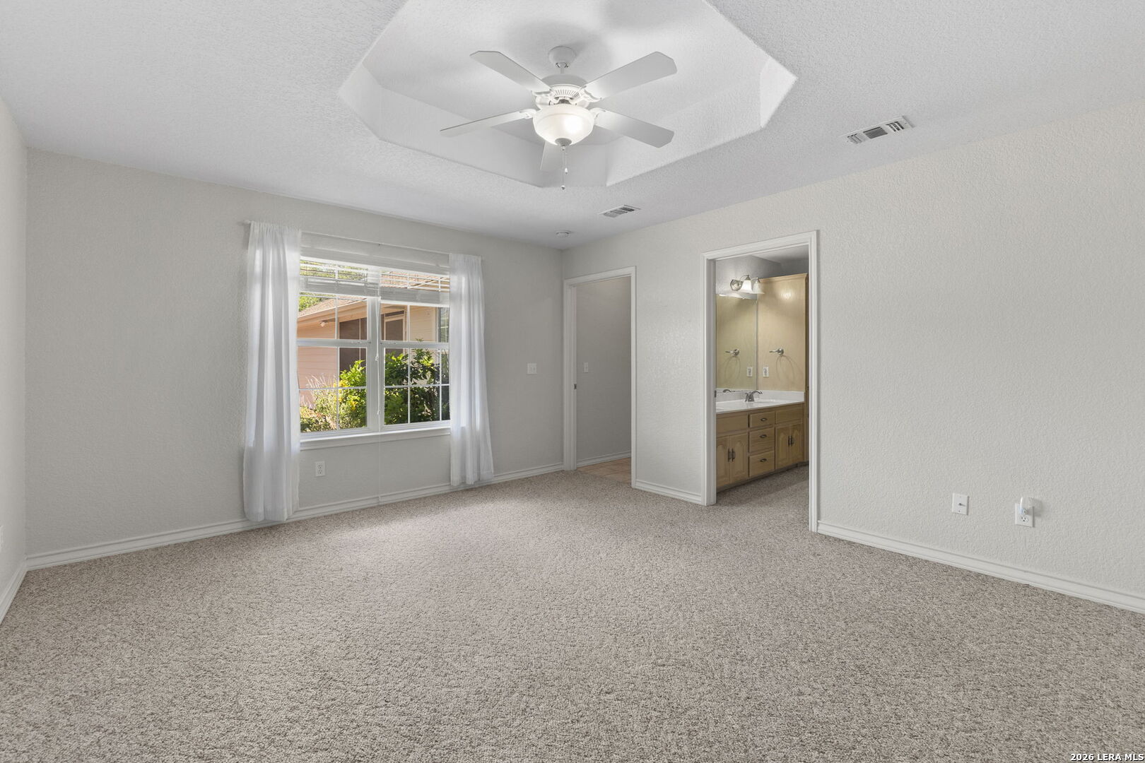 145 Schlamp Bay