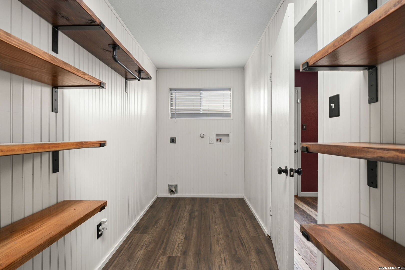116 Willow Tree