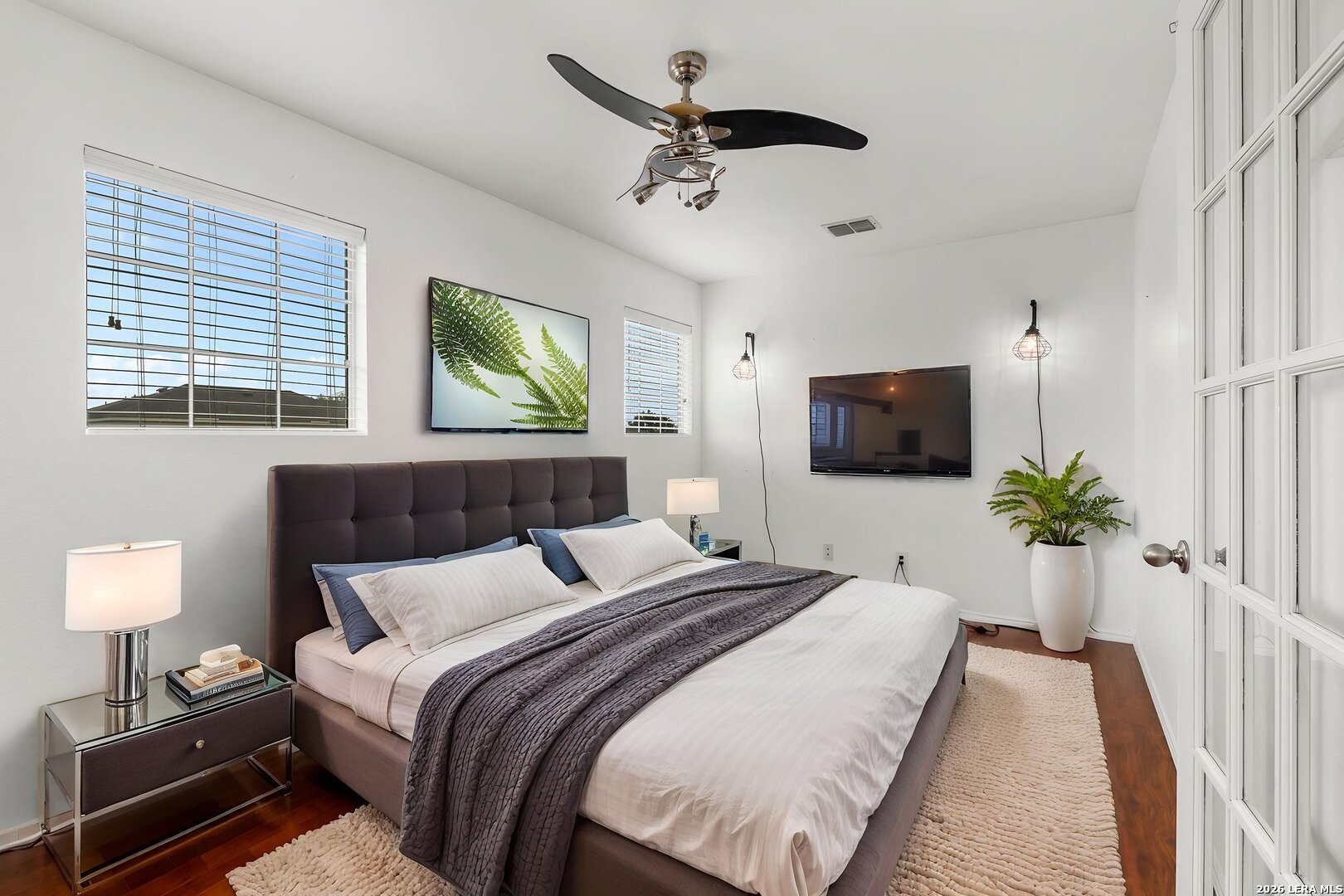 116 Willow Tree