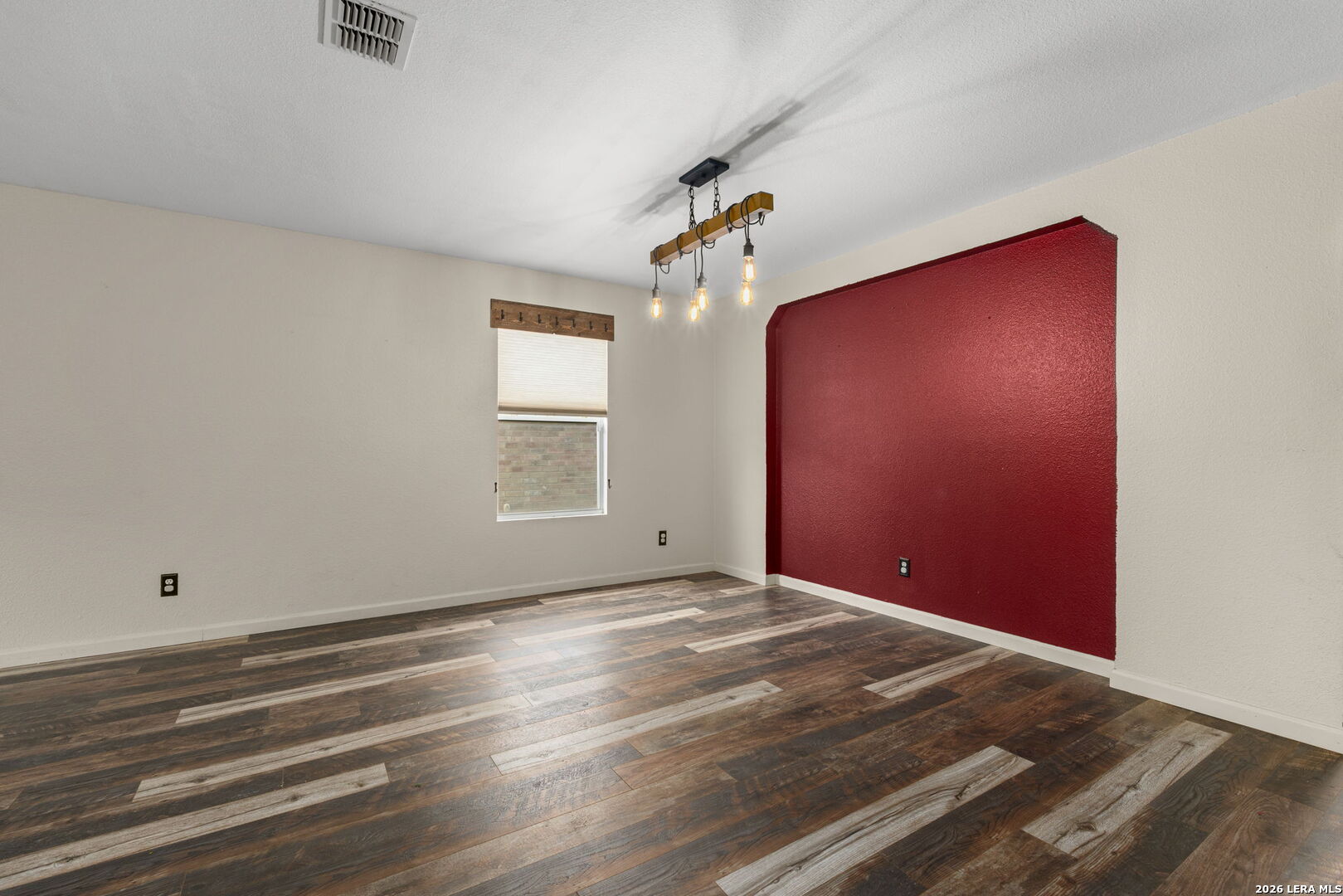 116 Willow Tree