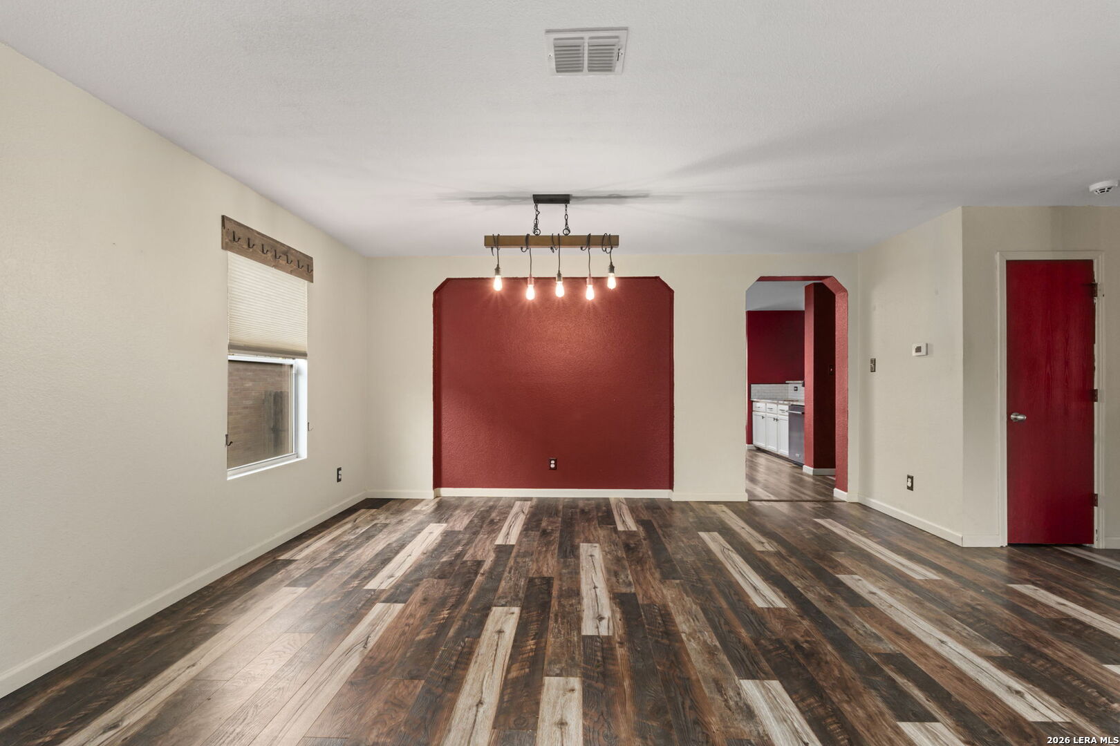 116 Willow Tree