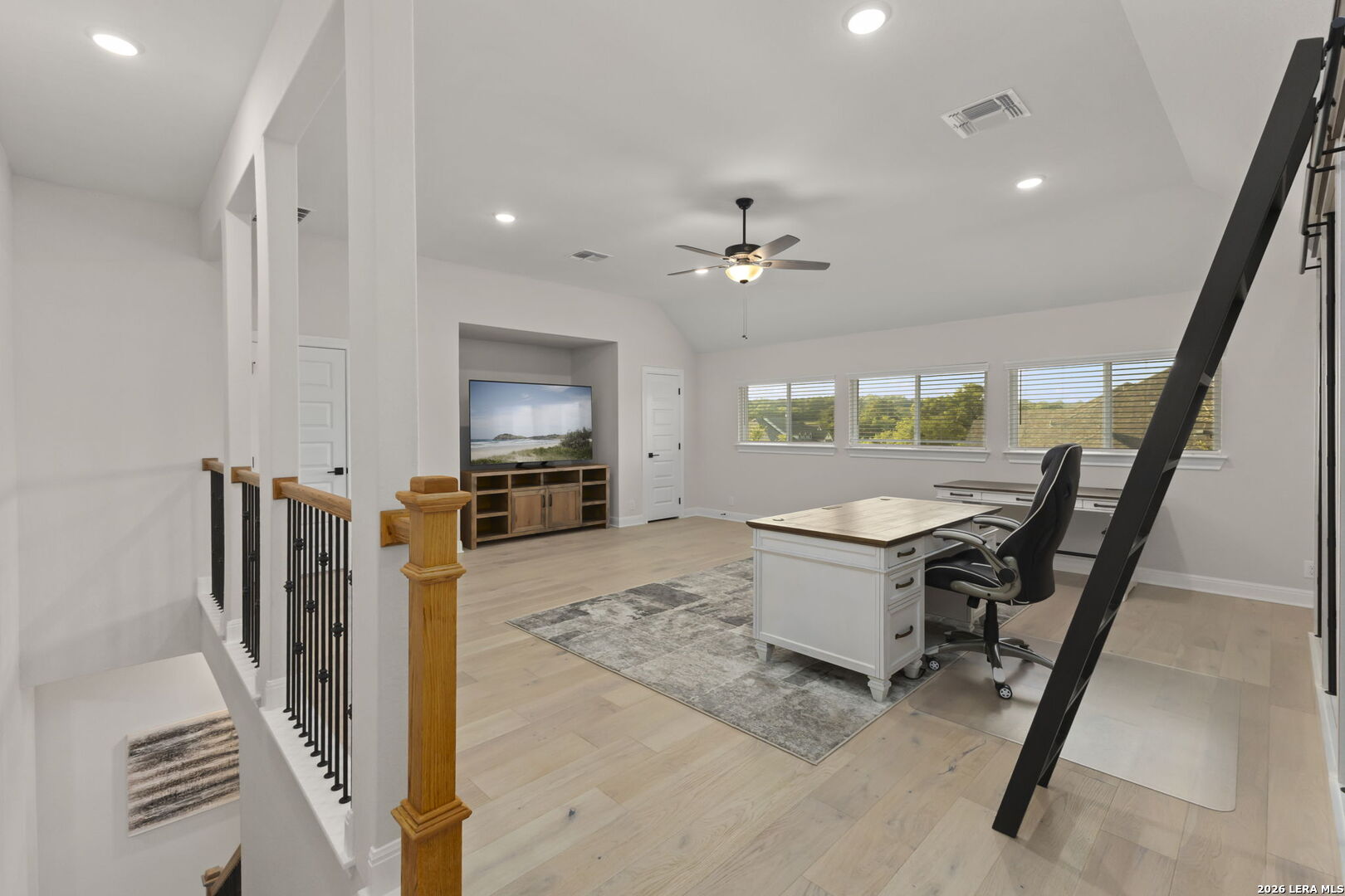 1140 Blackburnian