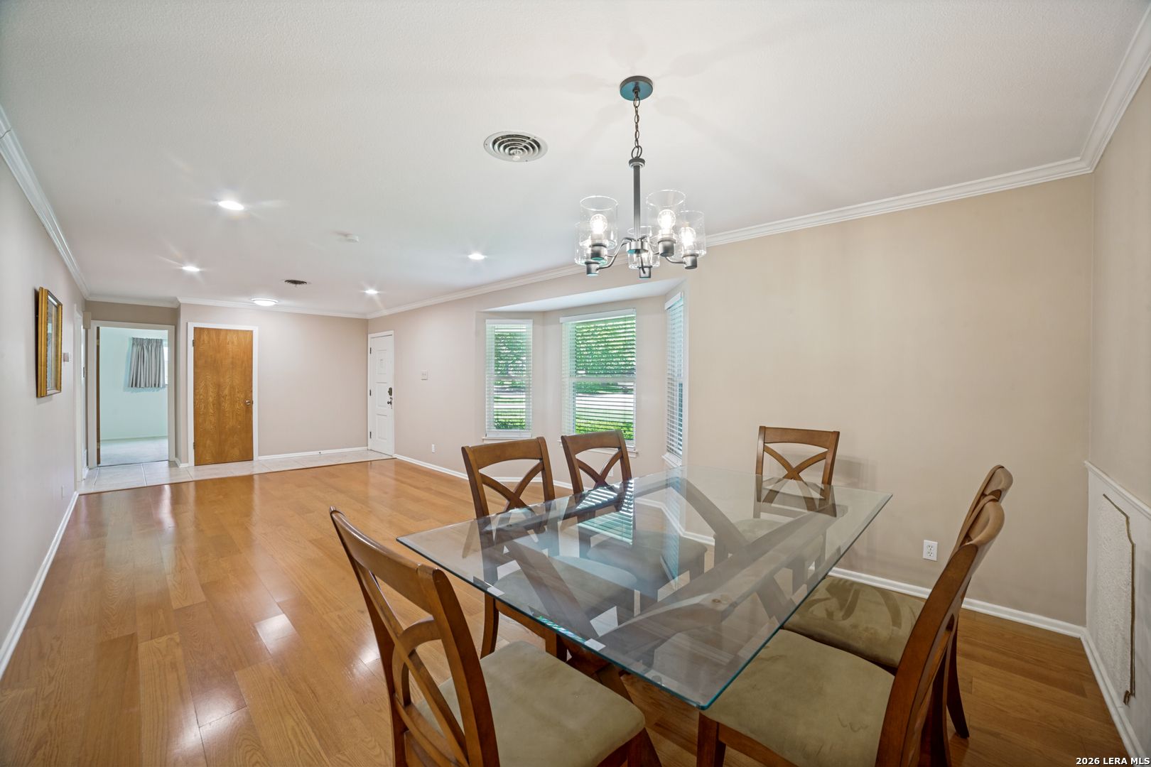1019 GREY OAK DR