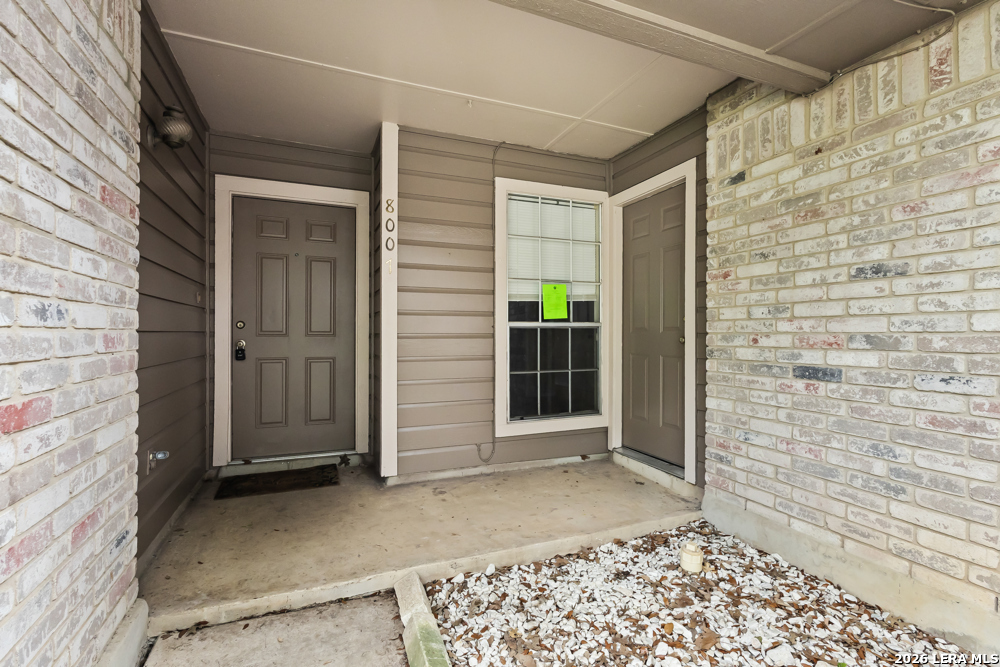 8007 Forest Crossing