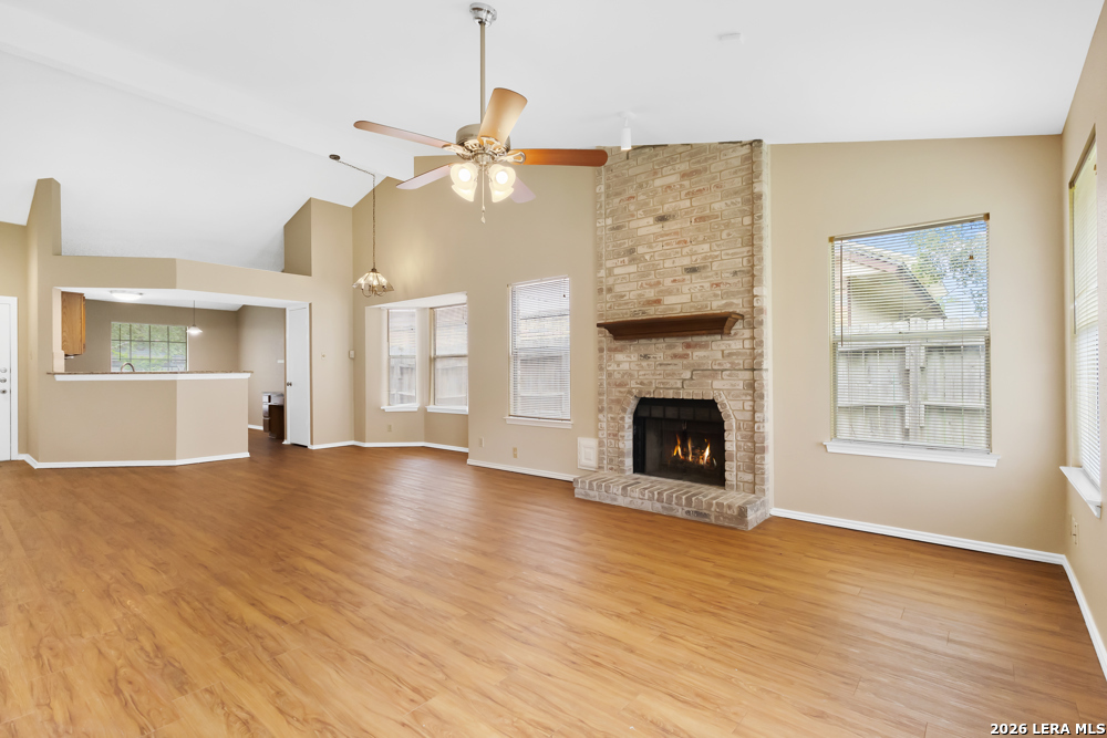 8007 Forest Crossing