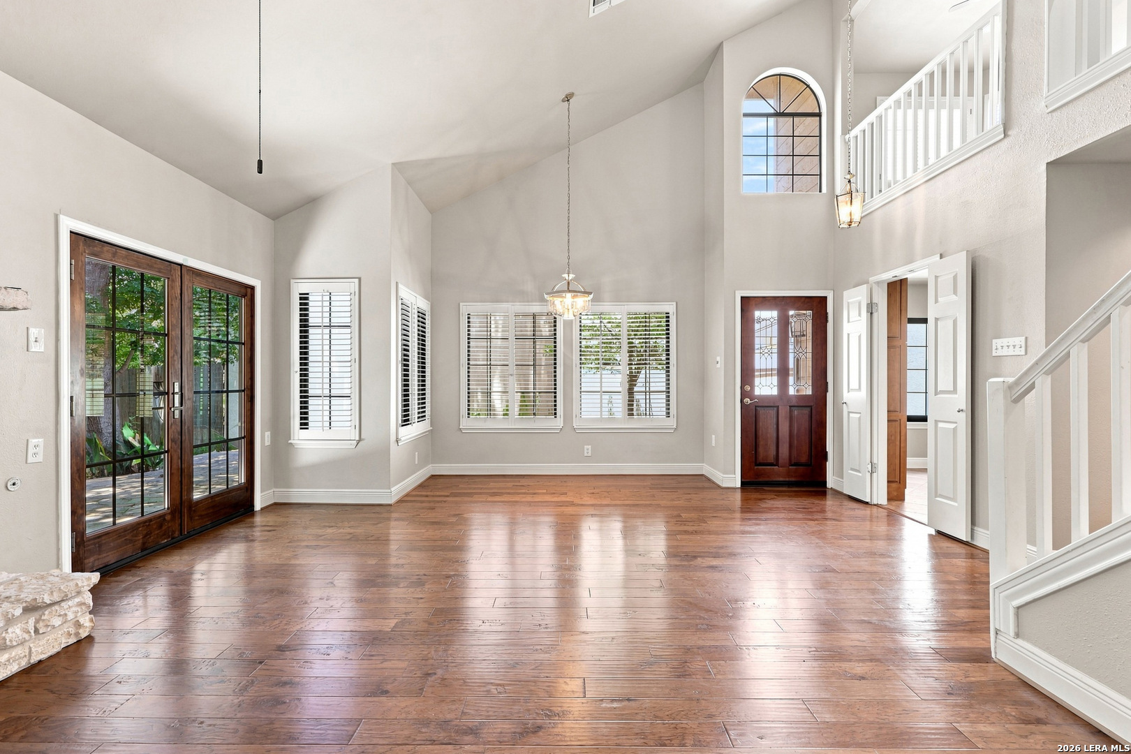 28 COURTSIDE CIR