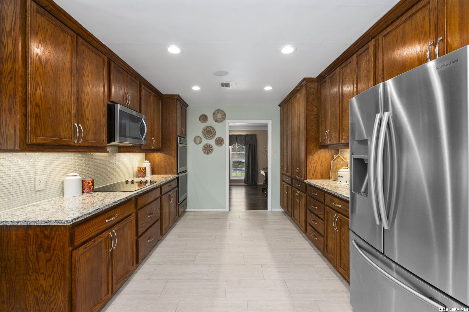 421 Windcrest Dr.