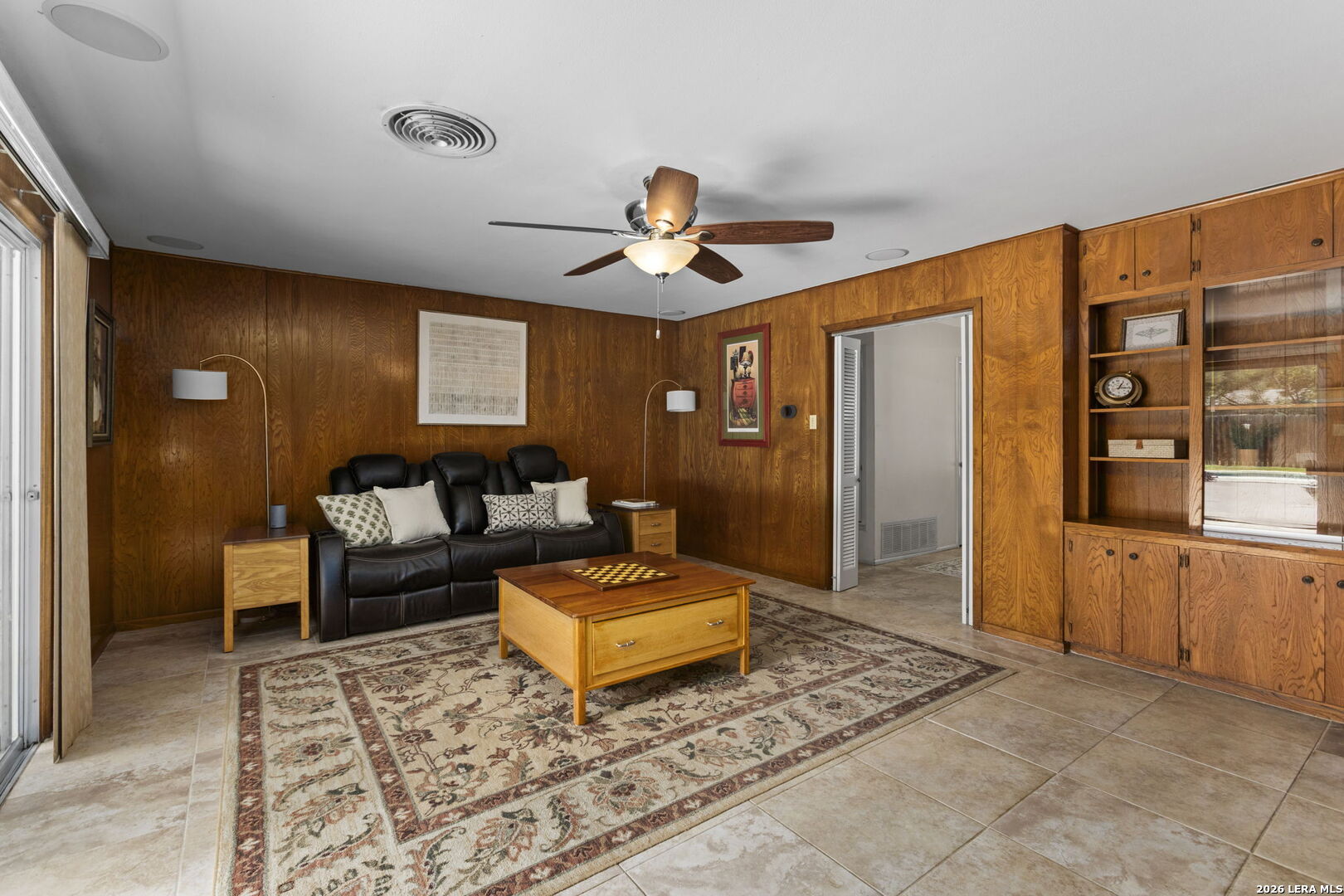 421 Windcrest Dr.