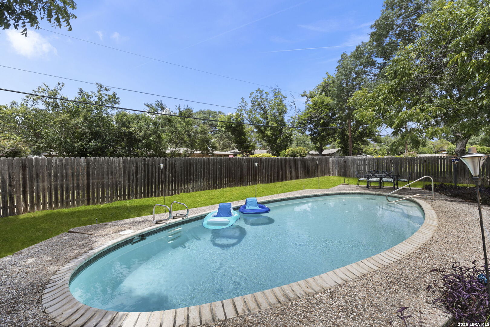 421 Windcrest Dr.