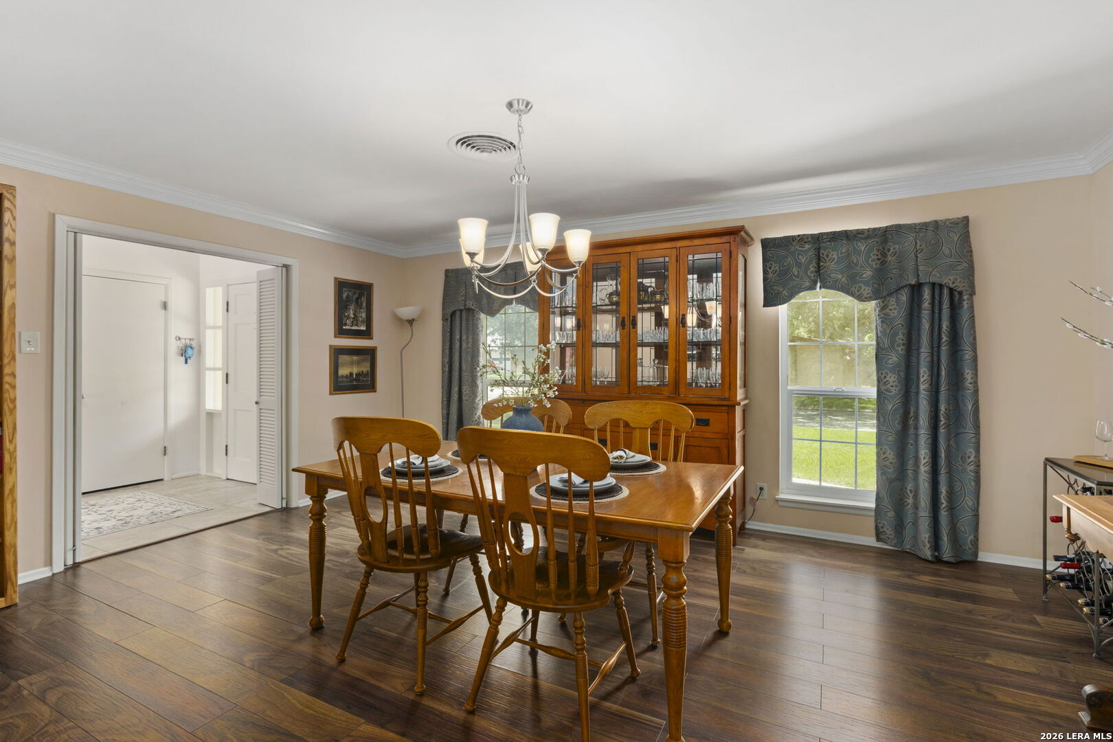 421 Windcrest Dr.