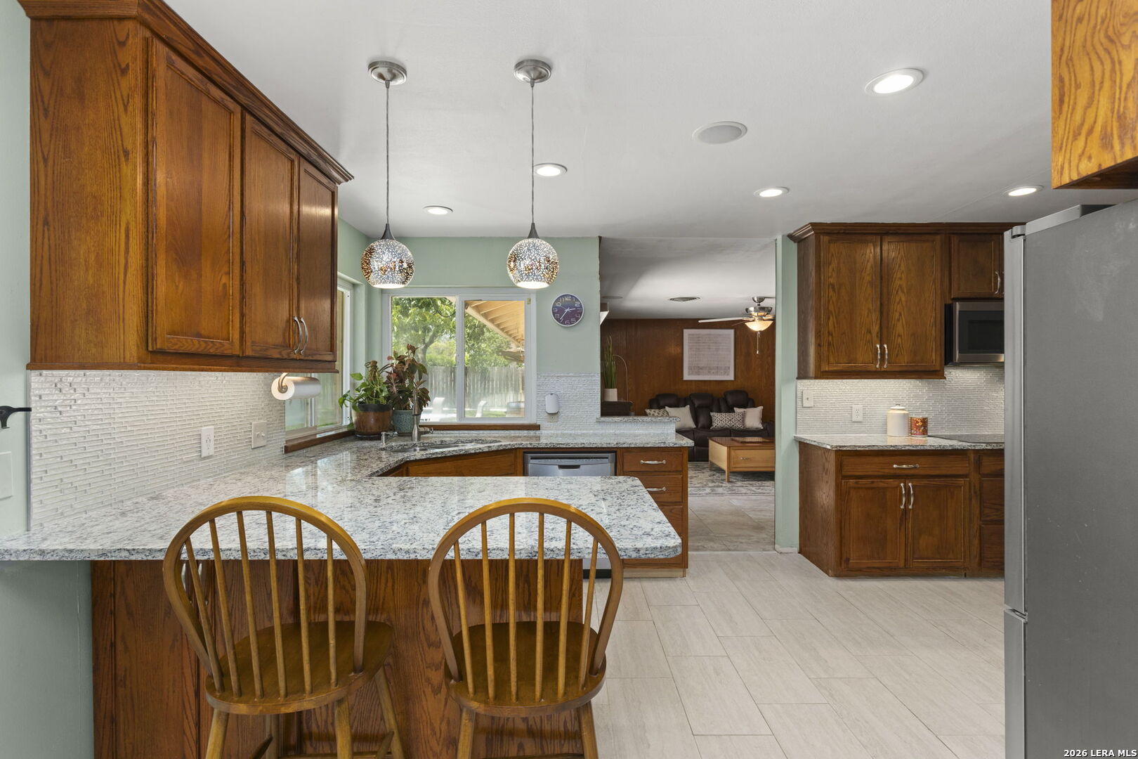 421 Windcrest Dr.