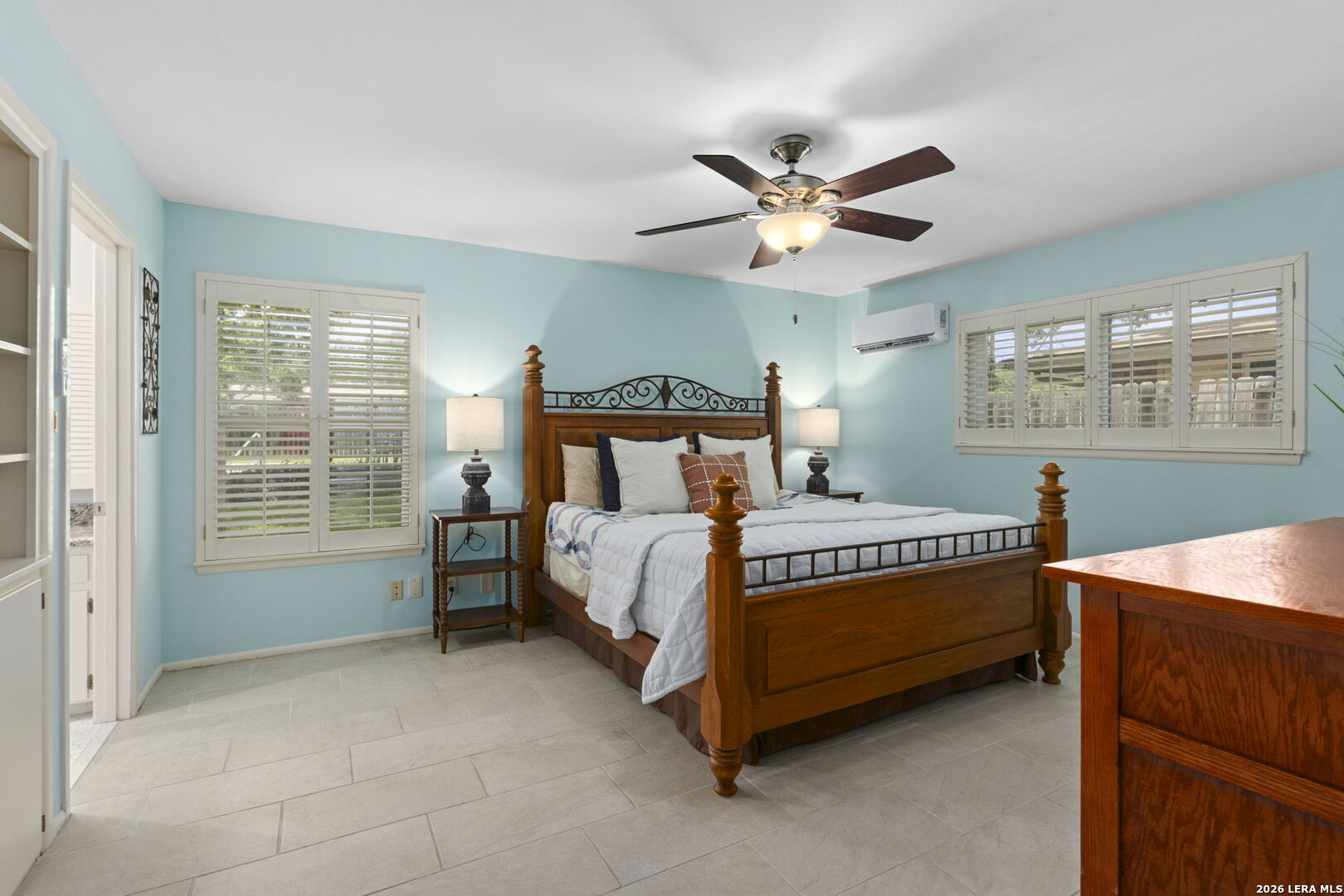 421 Windcrest Dr.