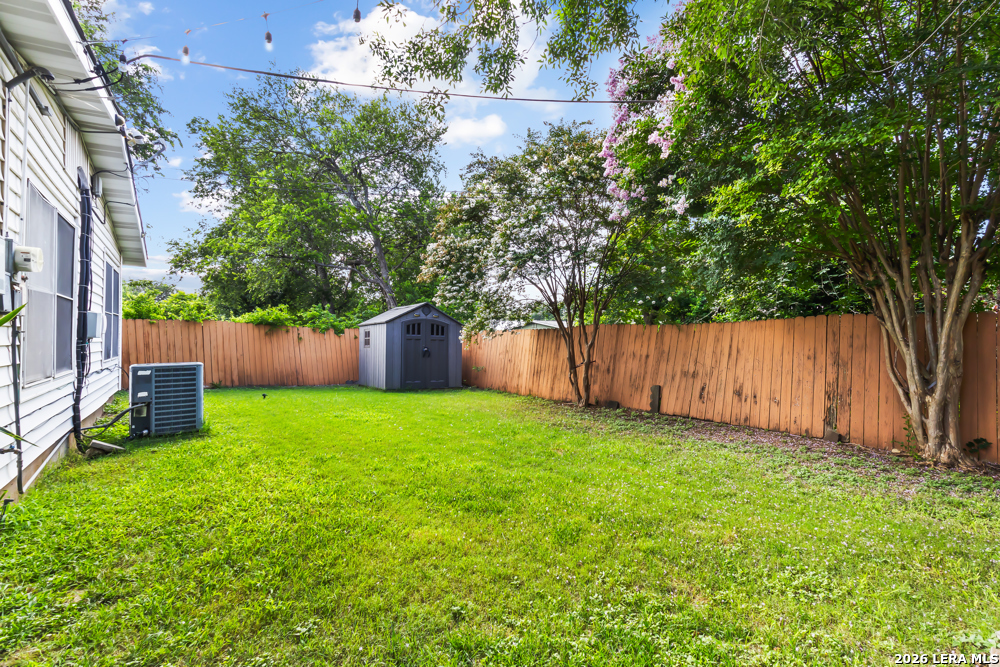 230 BRETTONWOOD DR