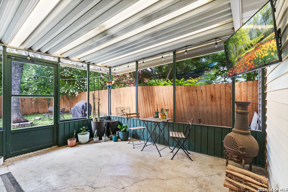 230 BRETTONWOOD DR