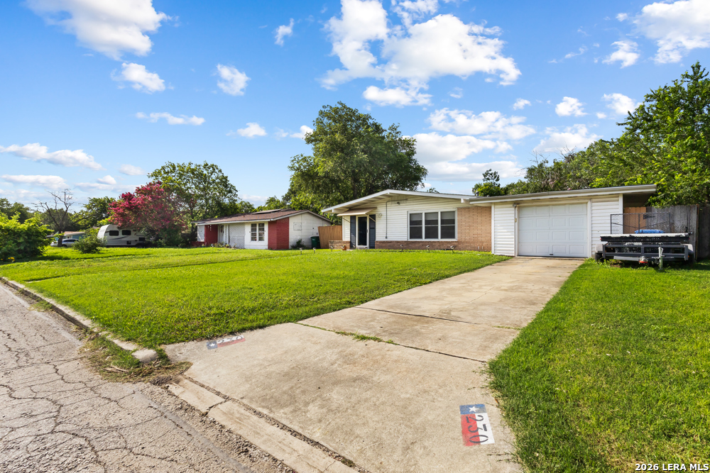 230 BRETTONWOOD DR