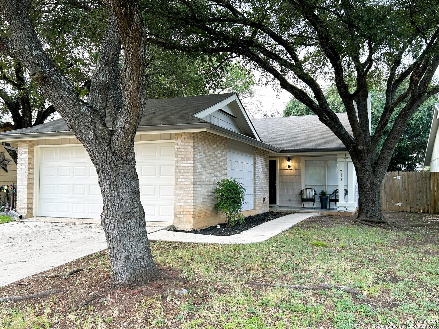 9531 BOWEN DR