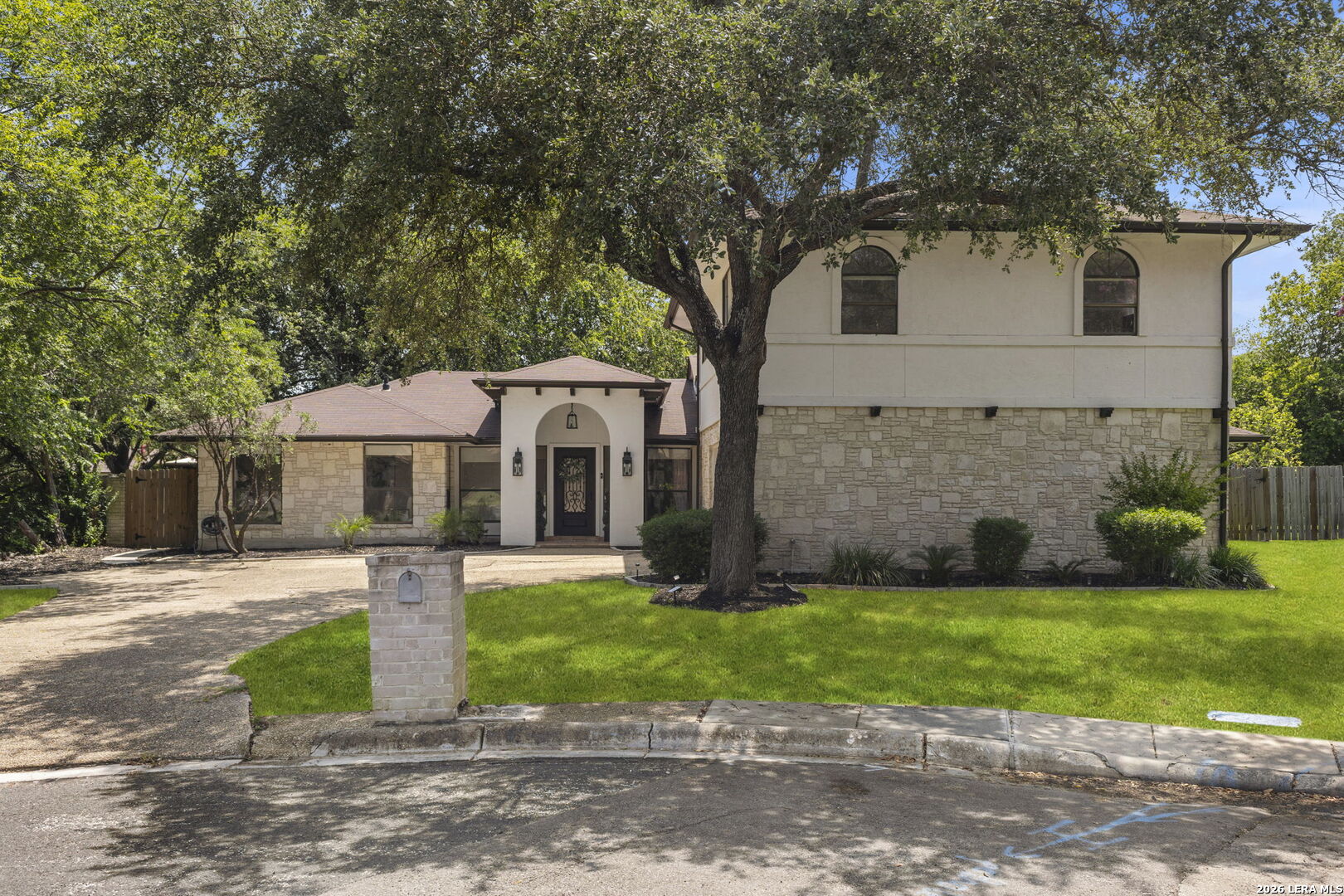 6215 Pine Needles