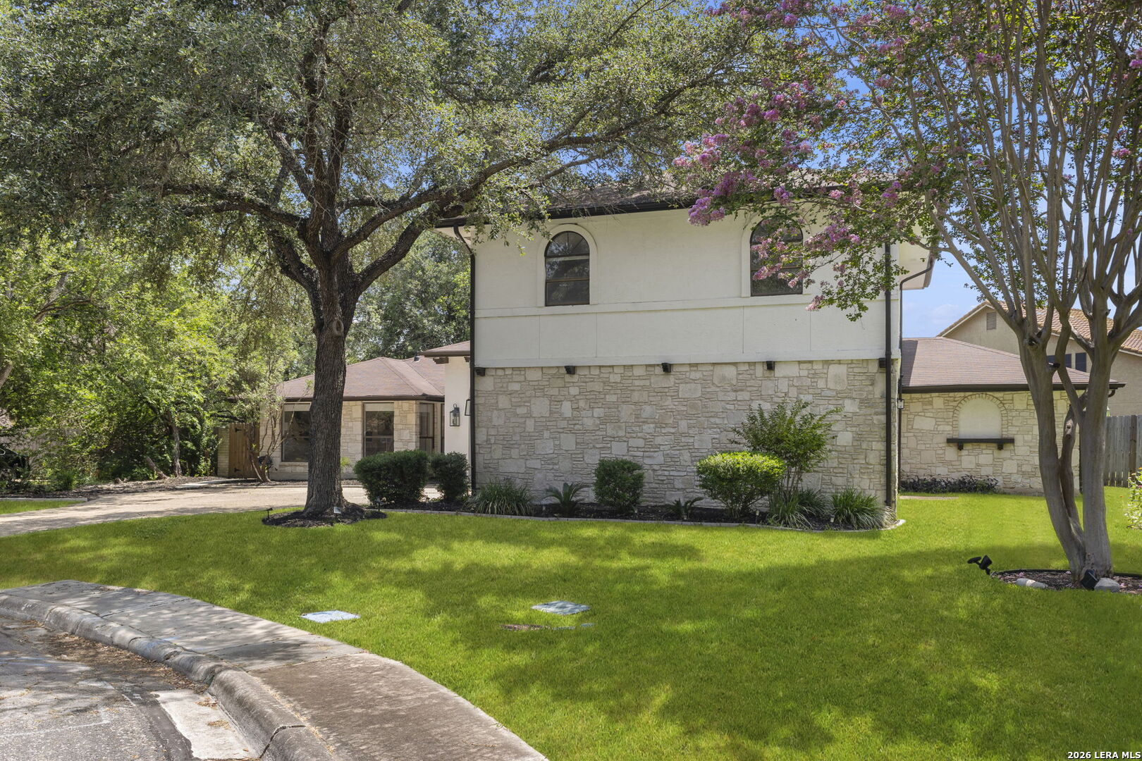6215 Pine Needles