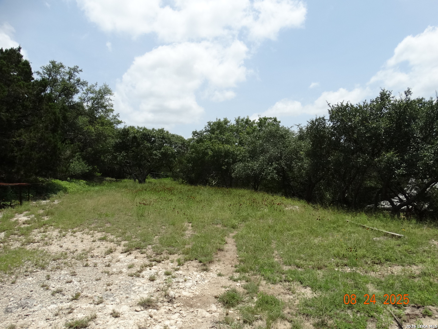9942 Circle Hill