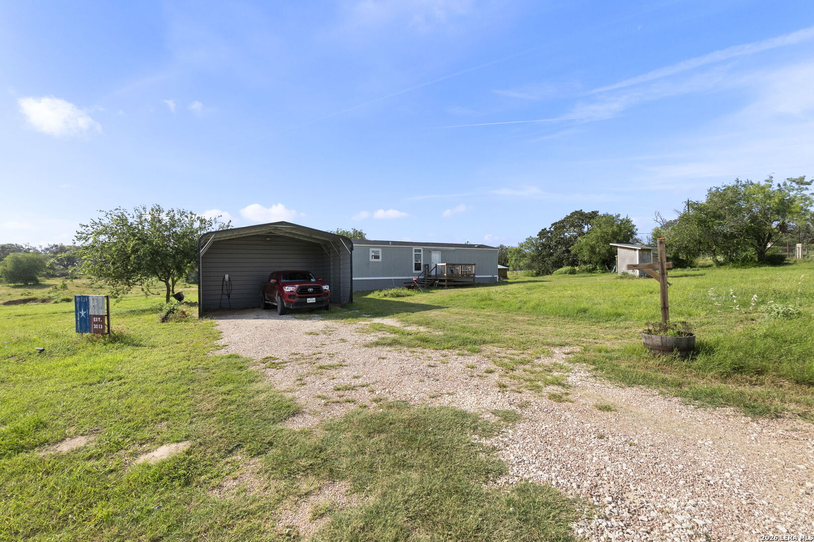 1029 POSTERT LN
