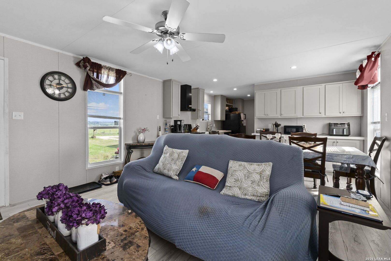 1029 POSTERT LN