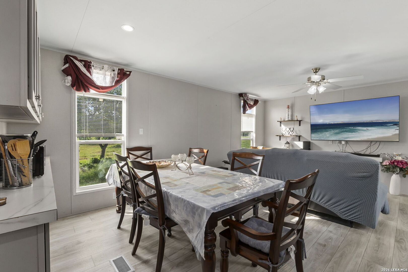 1029 POSTERT LN