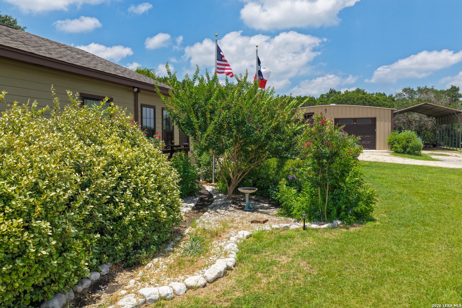 1355 BROAD OAK DR