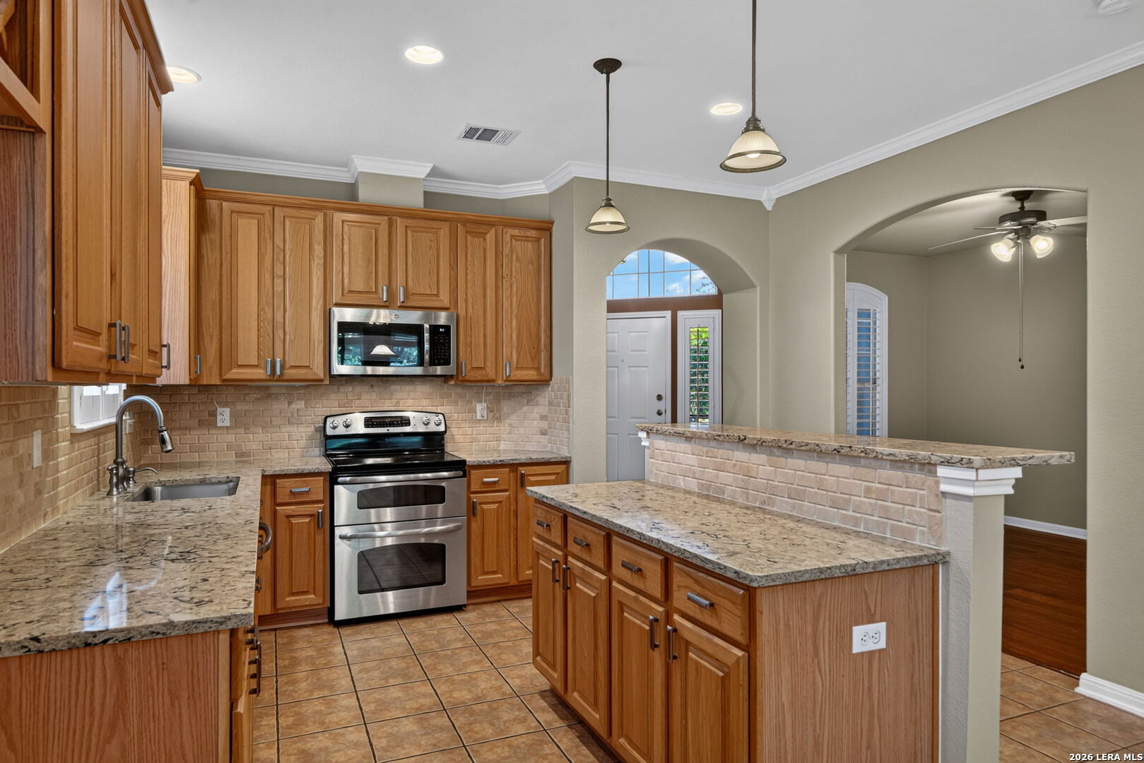 23818 FAIRWAY CYN