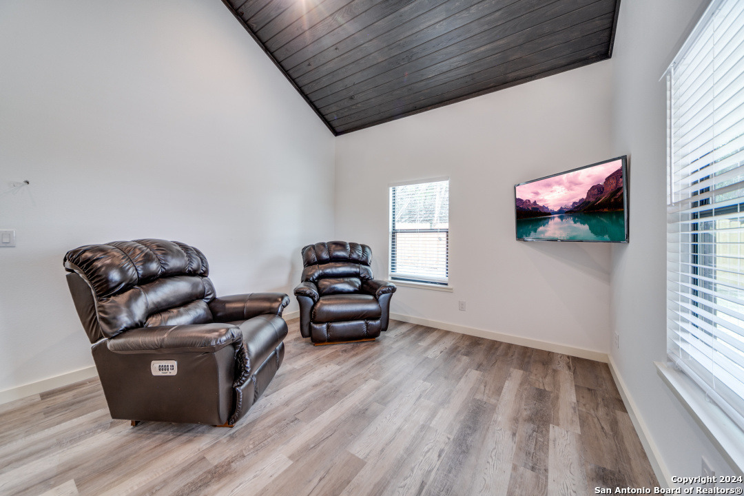 6401 Whartons Dock