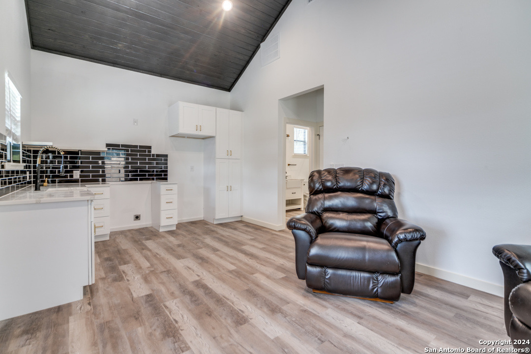 6401 Whartons Dock