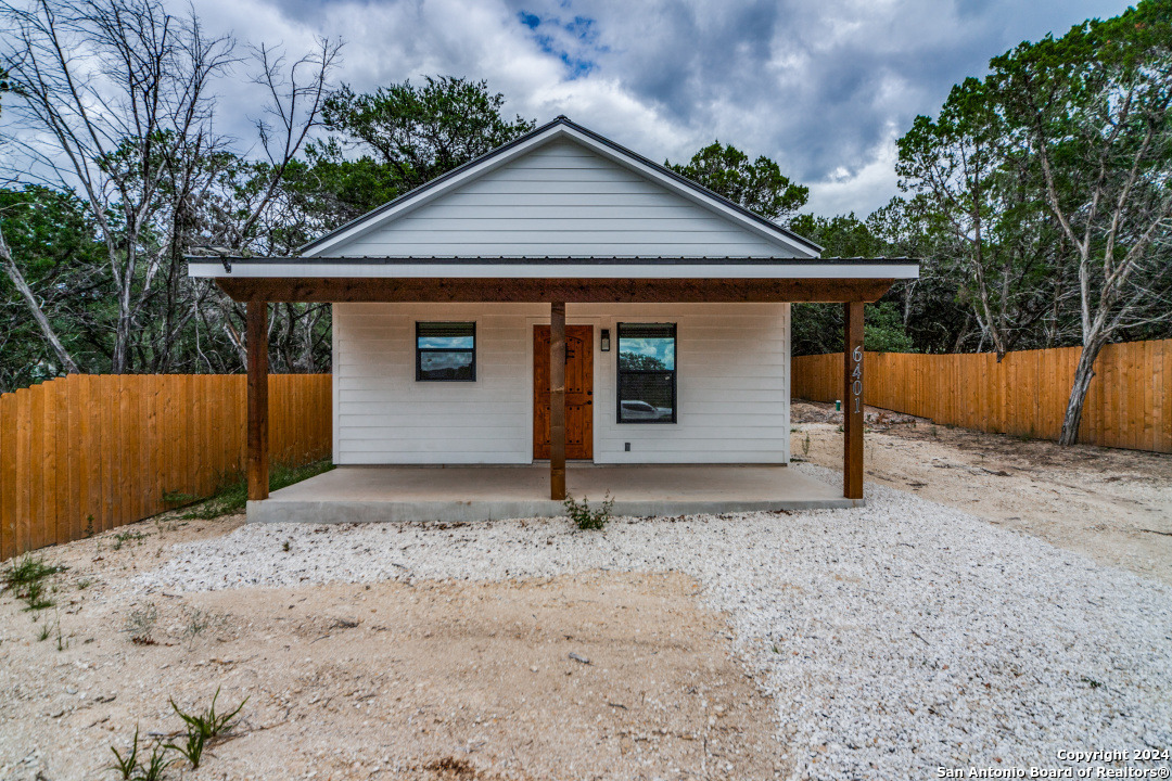 6401 Whartons Dock