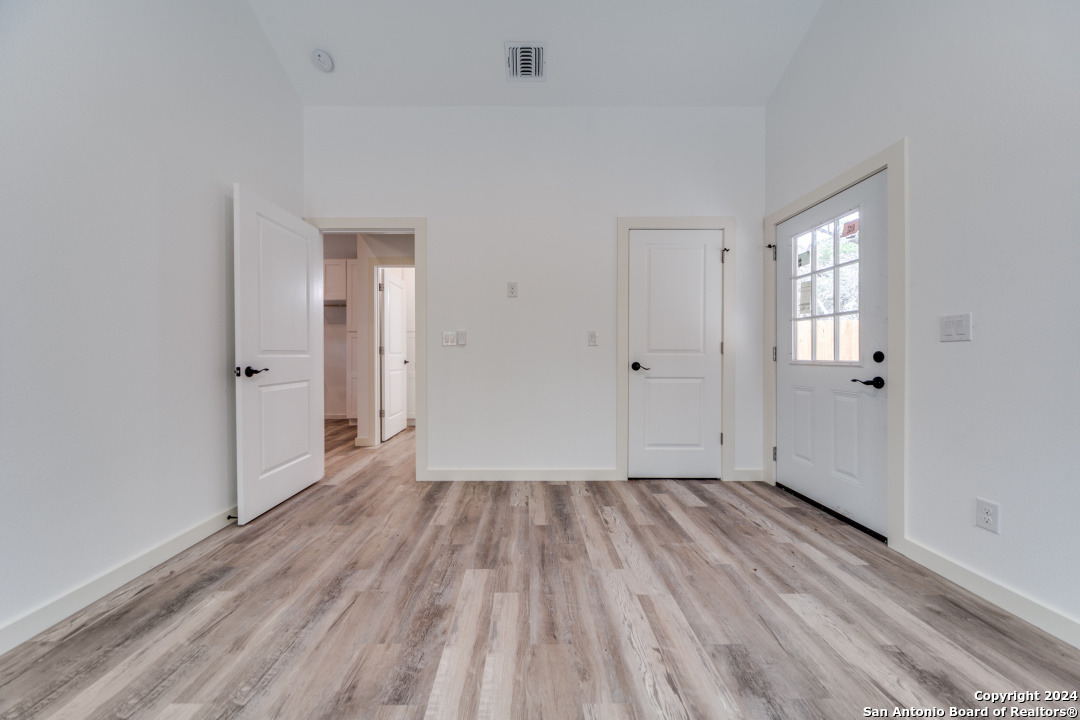 6401 Whartons Dock