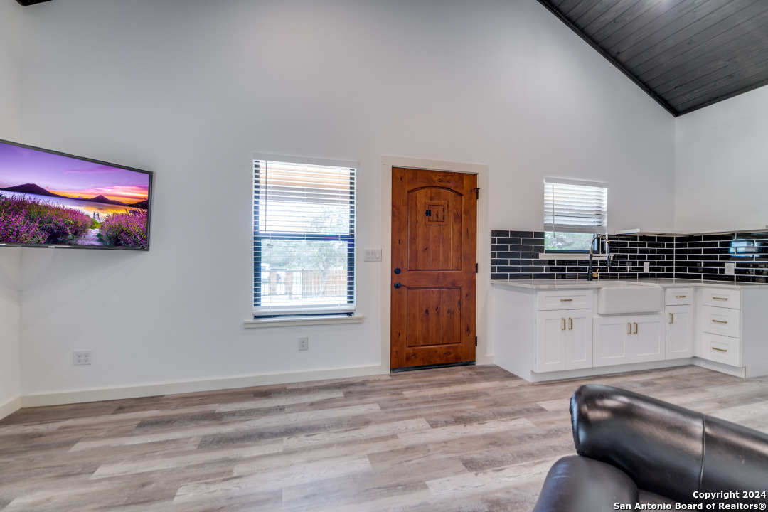 6401 Whartons Dock