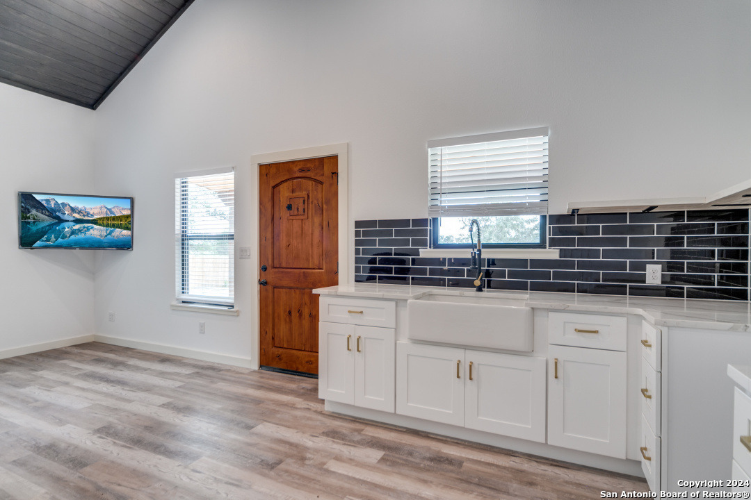 6401 Whartons Dock