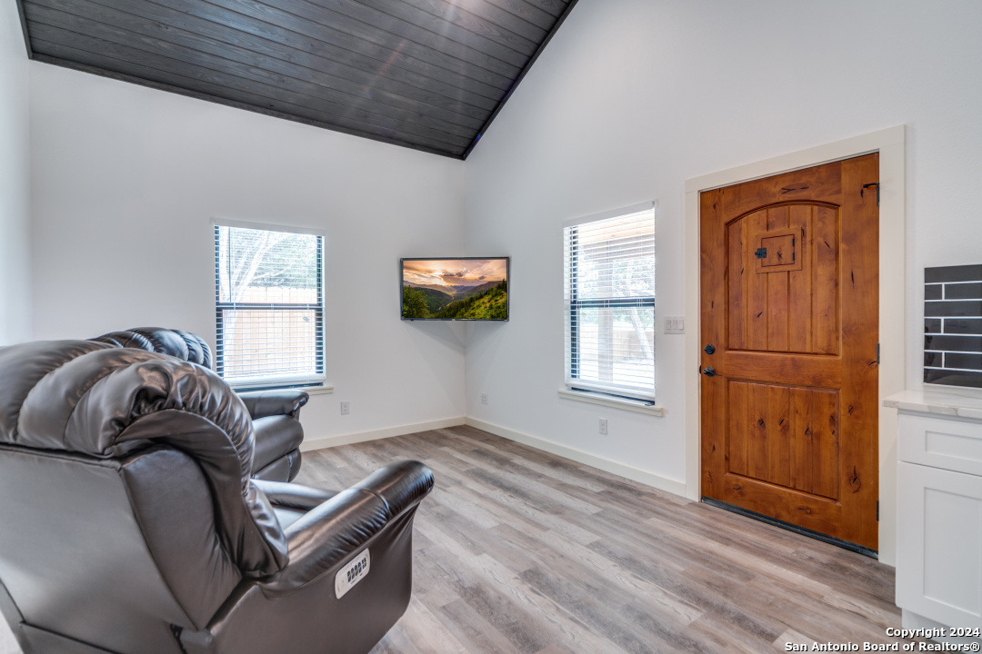 6401 Whartons Dock