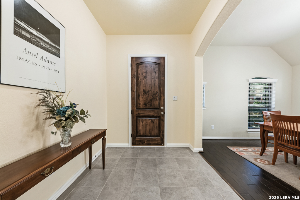 12827 Gordons Haven